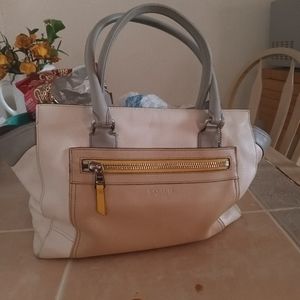 Purse/Coach/midsize/white/gray straps